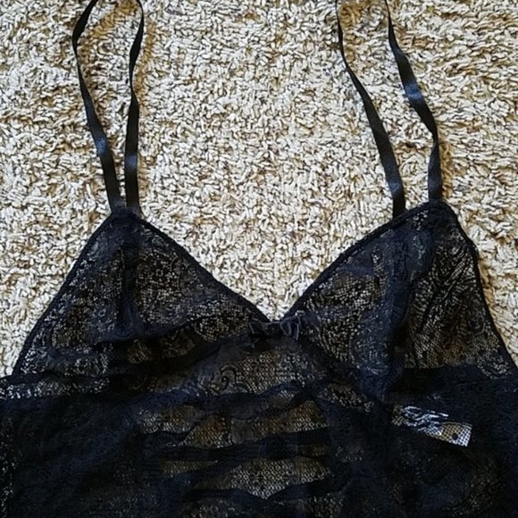 Victoria Secret 'Teddy' - Lingerie - Picture 3 of 8